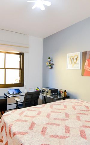 Casa à venda com 245m², 4 quartos e 4 vagasQuarto 2 
