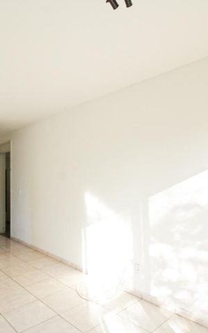 Apartamento para alugar com 46m², 2 quartos e 1 vaga Apartamento para alugar com 46m², 2 quartos e 1 vagaSala