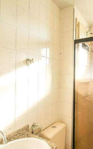 Apartamento para alugar com 46m², 2 quartos e 1 vaga Apartamento para alugar com 46m², 2 quartos e 1 vagaBanheiro