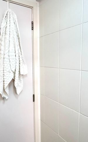 Apartamento para alugar com 59m², 2 quartos e 1 vaga Apartamento para alugar com 59m², 2 quartos e 1 vagaBanheiro 1