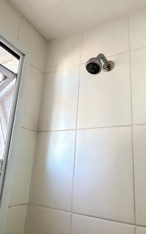 Apartamento para alugar com 59m², 2 quartos e 1 vaga Apartamento para alugar com 59m², 2 quartos e 1 vagaBanheiro 1