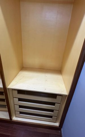 Apartamento para alugar com 350m², 4 quartos e 3 vagas Apartamento para alugar com 350m², 4 quartos e 3 vagasCloset da suíte 3