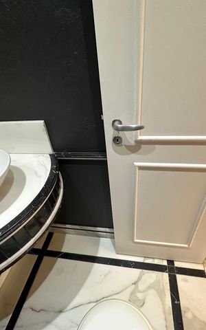 Apartamento para alugar com 350m², 4 quartos e 3 vagas Apartamento para alugar com 350m², 4 quartos e 3 vagasLavabo