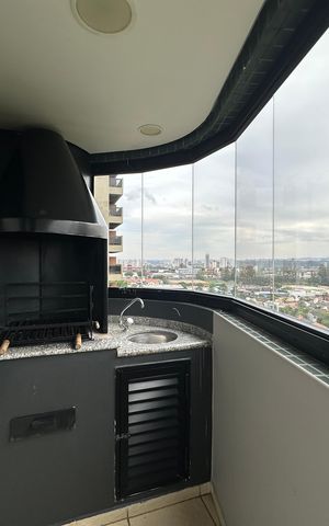 Apartamento para alugar com 350m², 4 quartos e 3 vagas Apartamento para alugar com 350m², 4 quartos e 3 vagasVaranda da Sala