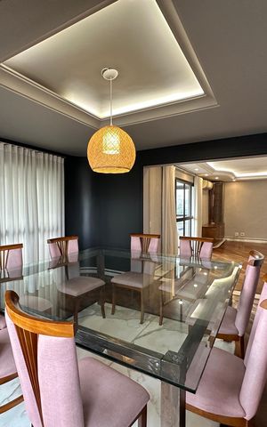 Apartamento para alugar com 350m², 4 quartos e 3 vagas Apartamento para alugar com 350m², 4 quartos e 3 vagasSala de Jantar