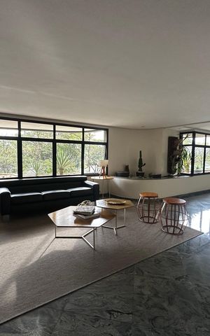 Apartamento para alugar com 350m², 4 quartos e 3 vagas Apartamento para alugar com 350m², 4 quartos e 3 vagasÁrea comum