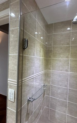 Apartamento para alugar com 350m², 4 quartos e 3 vagas Apartamento para alugar com 350m², 4 quartos e 3 vagasBanheiro da Suíte 2