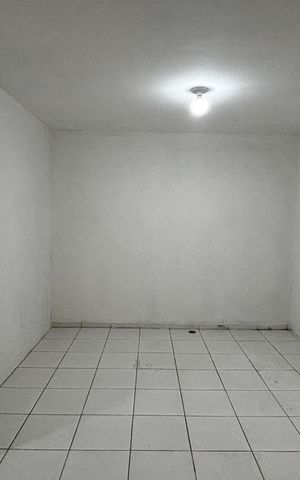 Casa para alugar com 20m², 1 quarto e sem vaga Casa para alugar com 20m², 1 quarto e sem vagaStudio
