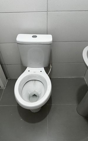 Casa para alugar com 20m², 1 quarto e sem vaga Casa para alugar com 20m², 1 quarto e sem vagaBanheiro