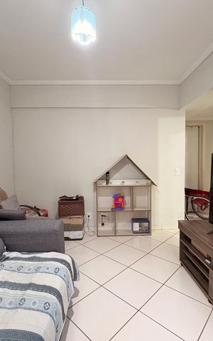 Apartamento à venda com 64m², 2 quartos e 1 vaga Apartamento à venda com 64m², 2 quartos e 1 vagaSala
