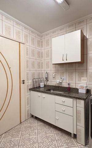 Apartamento à venda com 64m², 2 quartos e 1 vaga Apartamento à venda com 64m², 2 quartos e 1 vagaCozinha
