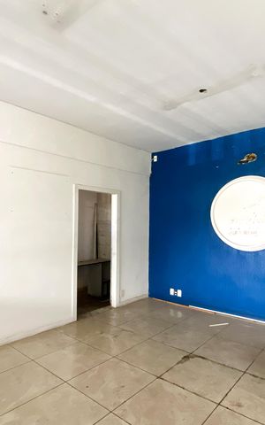 Casa para alugar com 380m², 4 quartos e 5 vagas Casa para alugar com 380m², 4 quartos e 5 vagasSala de Jantar
