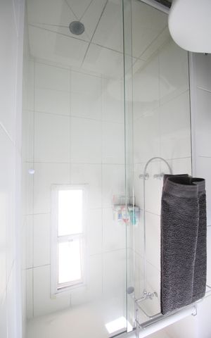 Apartamento à venda com 64m², 2 quartos e 2 vagasBanheiro 