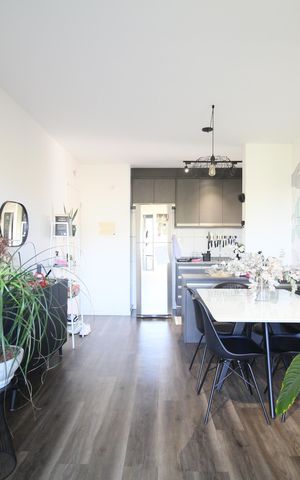 Apartamento à venda com 64m², 2 quartos e 2 vagasSala