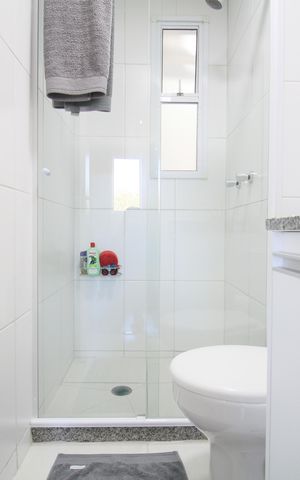 Apartamento à venda com 64m², 2 quartos e 2 vagasBanheiro 