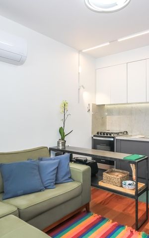 Apartamento à venda com 70m², 2 quartos e 1 vaga Apartamento à venda com 70m², 2 quartos e 1 vagaSala