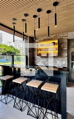 Apartamento à venda com 27m², 1 quarto e sem vaga Apartamento à venda com 27m², 1 quarto e sem vagaBar Piscina