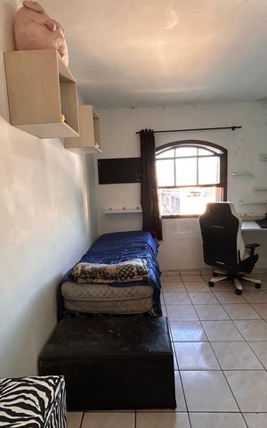 Casa à venda com 240m², 3 quartos e 3 vagas Casa à venda com 240m², 3 quartos e 3 vagasQuarto 2
