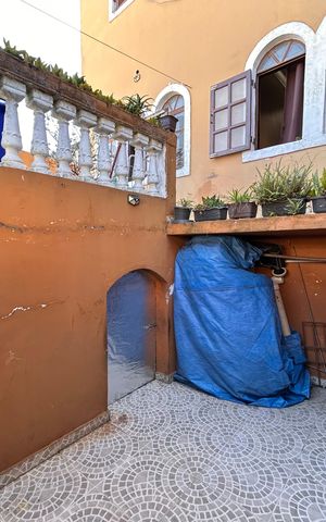 Casa à venda com 240m², 3 quartos e 3 vagas Casa à venda com 240m², 3 quartos e 3 vagasGaragem