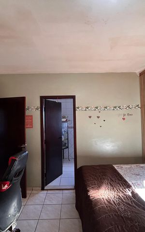 Casa à venda com 240m², 3 quartos e 3 vagas Casa à venda com 240m², 3 quartos e 3 vagasQuarto 1 - Suíte 1