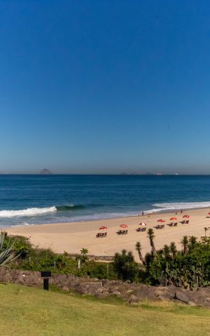 Apartamento para alugar com 180m², 4 quartos e 3 vagas Apartamento para alugar com 180m², 4 quartos e 3 vagasVista