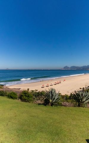 Apartamento para alugar com 180m², 4 quartos e 3 vagas Apartamento para alugar com 180m², 4 quartos e 3 vagasVista