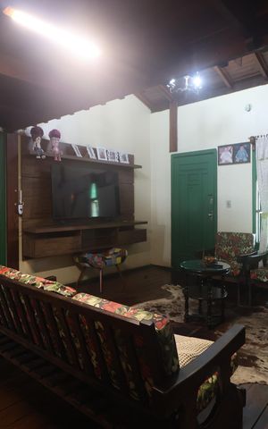Casa à venda com 182m², 3 quartos e 3 vagasSala