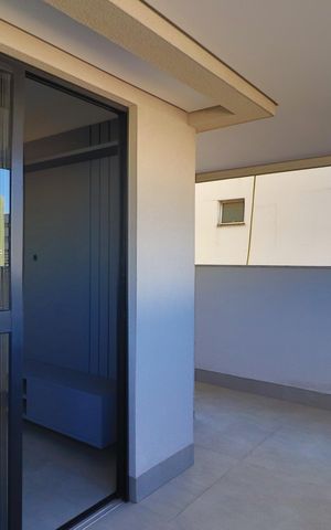 Apartamento para alugar com 82m², 3 quartos e 2 vagasVaranda