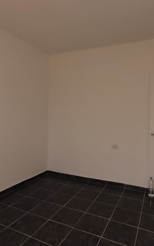 Casa para alugar com 60m², 1 quarto e 1 vagaQuarto
