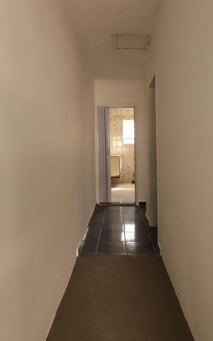 Casa para alugar com 60m², 1 quarto e 1 vagaCorredor