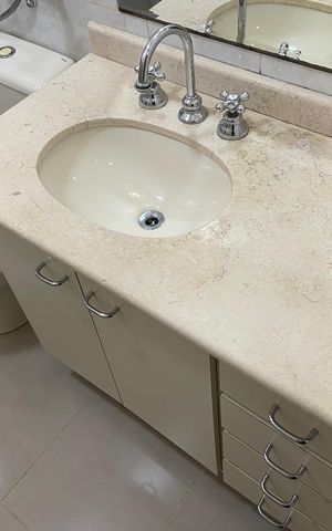 Casa de condomínio para alugar com 156m², 3 quartos e 2 vagas Casa de condomínio para alugar com 156m², 3 quartos e 2 vagasBanheiro