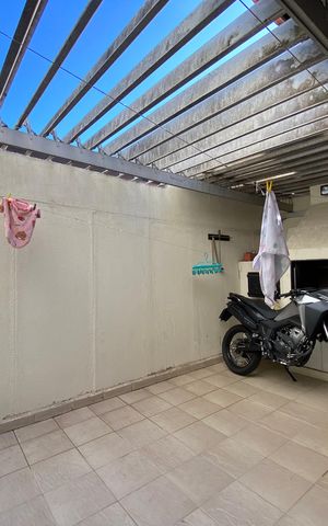 Casa de condomínio para alugar com 156m², 3 quartos e 2 vagas Casa de condomínio para alugar com 156m², 3 quartos e 2 vagasQuintal
