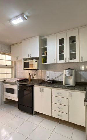Casa de condomínio para alugar com 156m², 3 quartos e 2 vagas Casa de condomínio para alugar com 156m², 3 quartos e 2 vagasCozinha