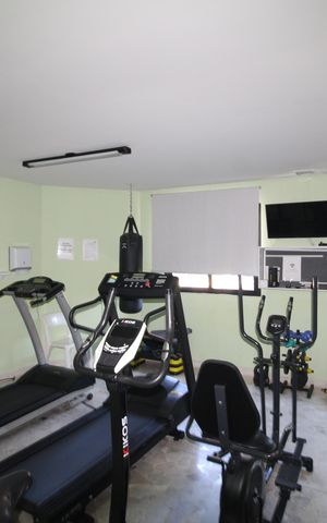 Apartamento à venda com 92m², 3 quartos e 2 vagasÁrea Comum