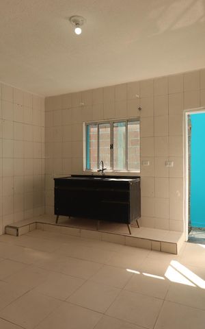 Casa para alugar com 60m², 1 quarto e 1 vagaSala/Cozinha