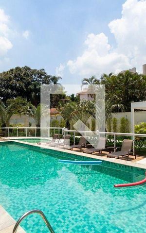 Apartamento à venda com 149m², 3 quartos e 3 vagas Apartamento à venda com 149m², 3 quartos e 3 vagasÁrea comum - Piscina