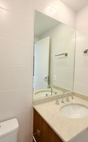 Studio para alugar com 27m², 1 quarto e sem vaga Studio para alugar com 27m², 1 quarto e sem vagaBanheiro