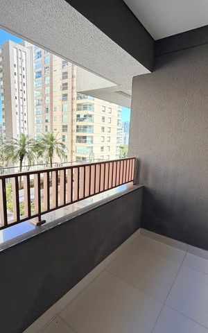 Studio para alugar com 27m², 1 quarto e sem vaga Studio para alugar com 27m², 1 quarto e sem vagaVaranda