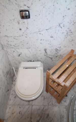 Apartamento à venda com 82m², 3 quartos e 2 vagasBanheiro da suíte