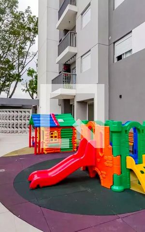 Apartamento para alugar com 42m², 2 quartos e sem vagaPlayground