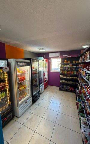 Apartamento à venda com 46m², 2 quartos e 1 vaga Apartamento à venda com 46m², 2 quartos e 1 vagaÁrea comum