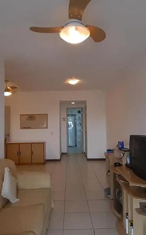 Apartamento à venda com 105m², 4 quartos e 2 vagas Apartamento à venda com 105m², 4 quartos e 2 vagasSala