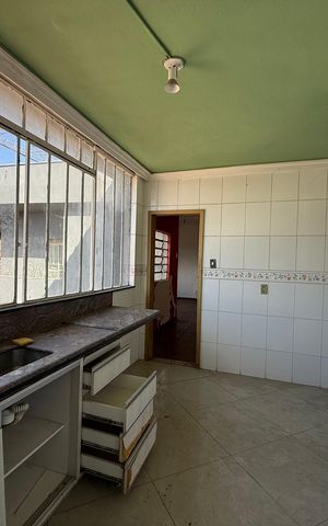 Casa à venda com 360m², 4 quartos e 3 vagasCozinha