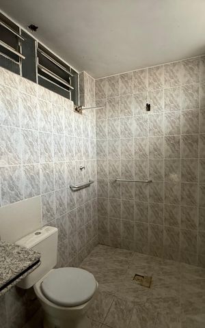Casa à venda com 360m², 4 quartos e 3 vagasBanheiro da Suíte