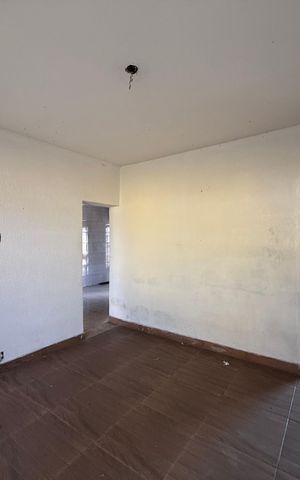 Casa à venda com 360m², 4 quartos e 3 vagasCorredor
