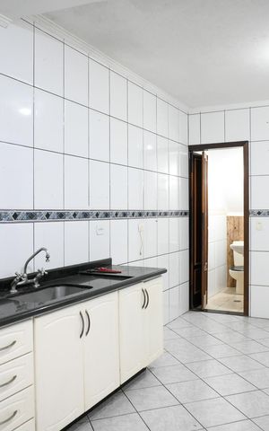 Casa para alugar com 100m², 2 quartos e 1 vaga Casa para alugar com 100m², 2 quartos e 1 vagaCozinha
