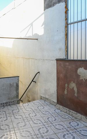 Casa para alugar com 100m², 2 quartos e 1 vaga Casa para alugar com 100m², 2 quartos e 1 vagaTerraço