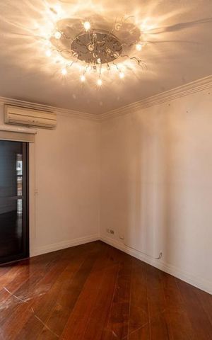 Apartamento à venda com 209m², 4 quartos e 3 vagas Apartamento à venda com 209m², 4 quartos e 3 vagasQuarto