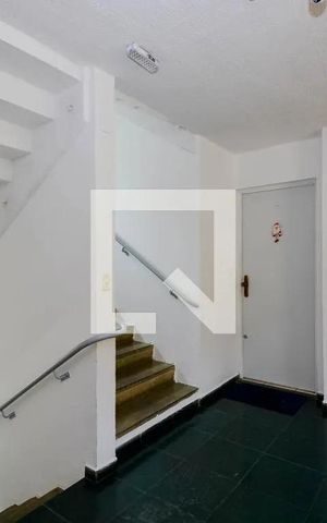 Apartamento para alugar com 42m², 2 quartos e 1 vaga Apartamento para alugar com 42m², 2 quartos e 1 vagaHall de entrada
