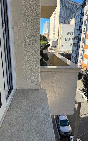 Apartamento à venda com 60m², 1 quarto e sem vaga Apartamento à venda com 60m², 1 quarto e sem vagaVista